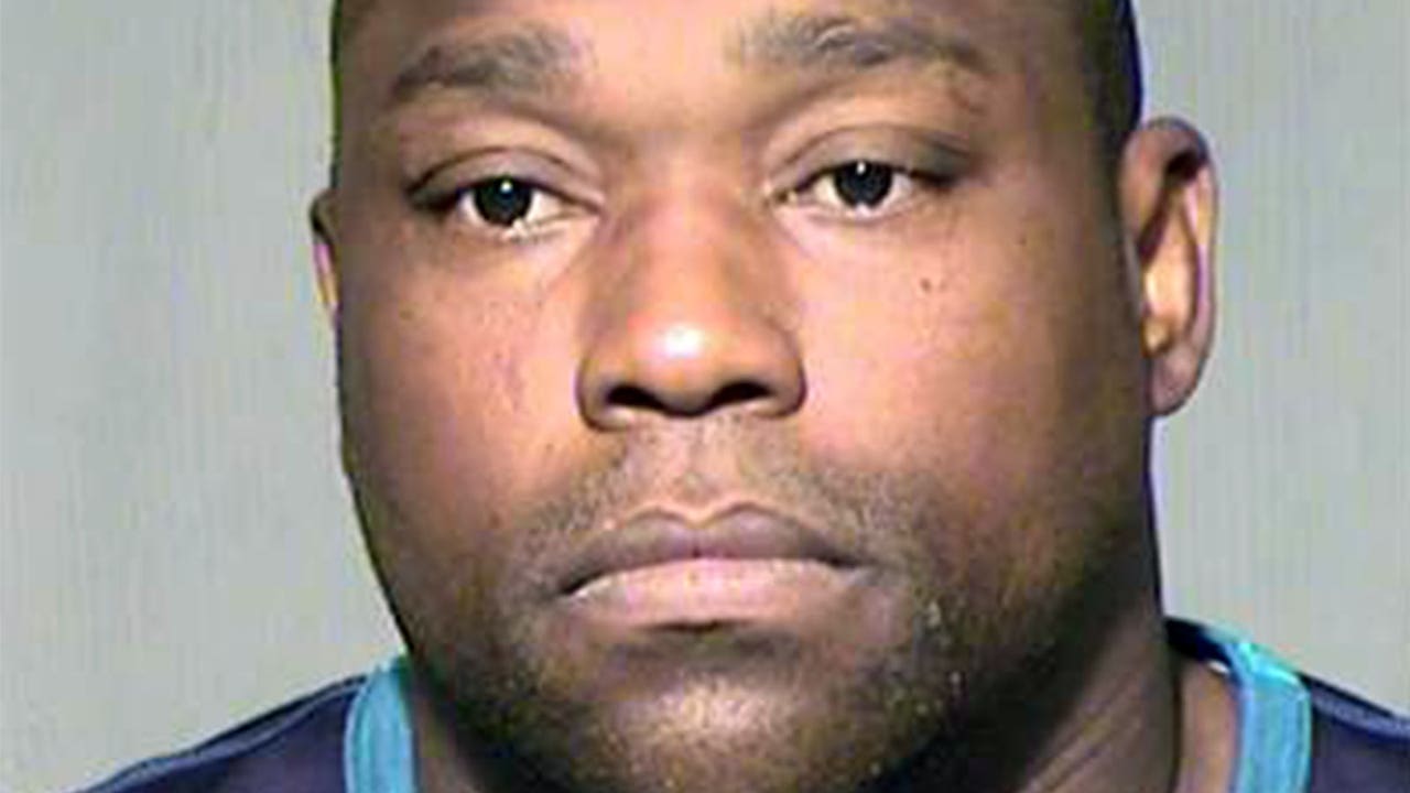 Police: Sapp arrested, accused of soliciting a prostitute, assault